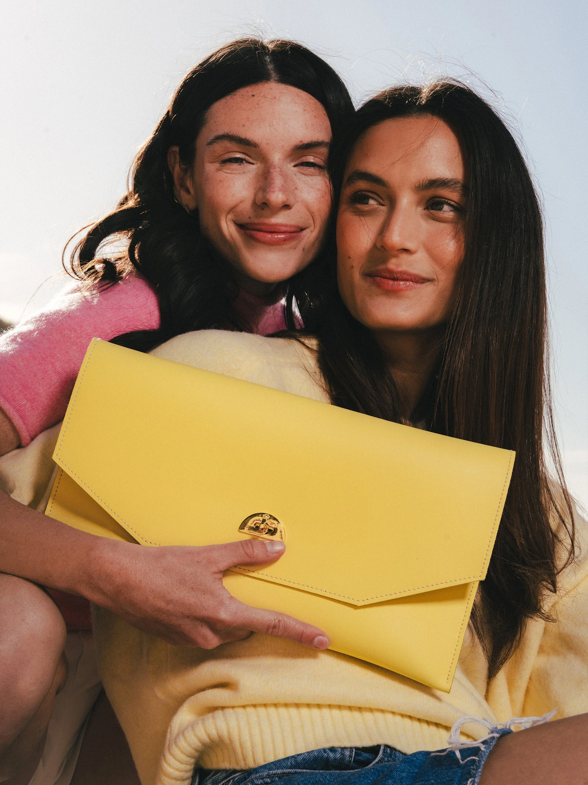 The Oversized Twist Lock Pouch - Lemon - Image 2