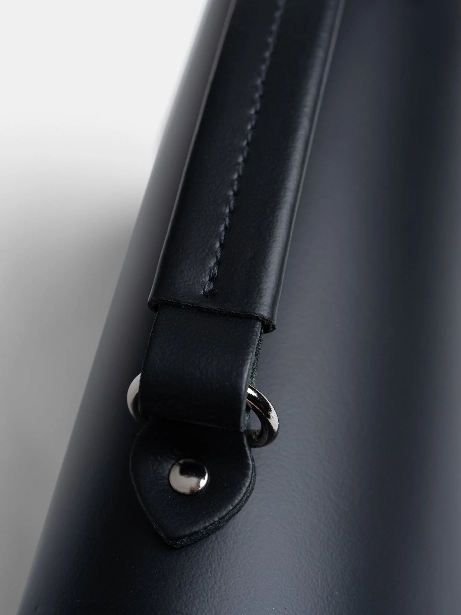 The Poppy - Black - Image 7